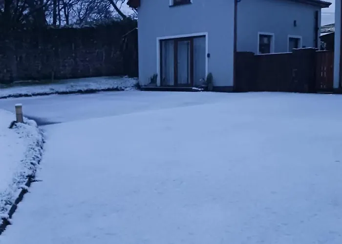 Lighthouse View 特拉利